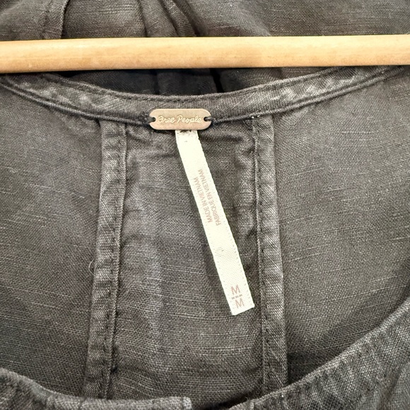 Free People Washed Black Linen Blend Sleeveless Blouse - Picture 5 of 8